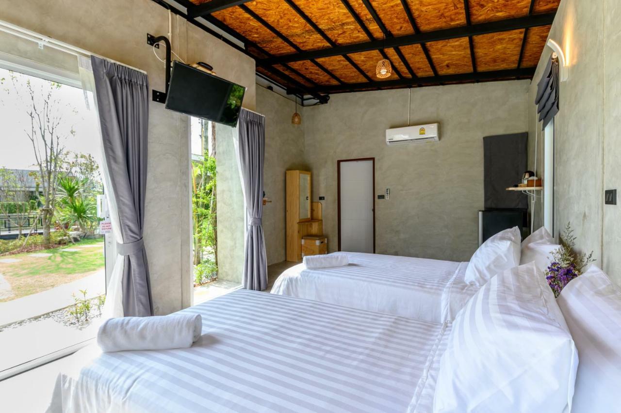 Loftpical Resort Phuket Exterior photo